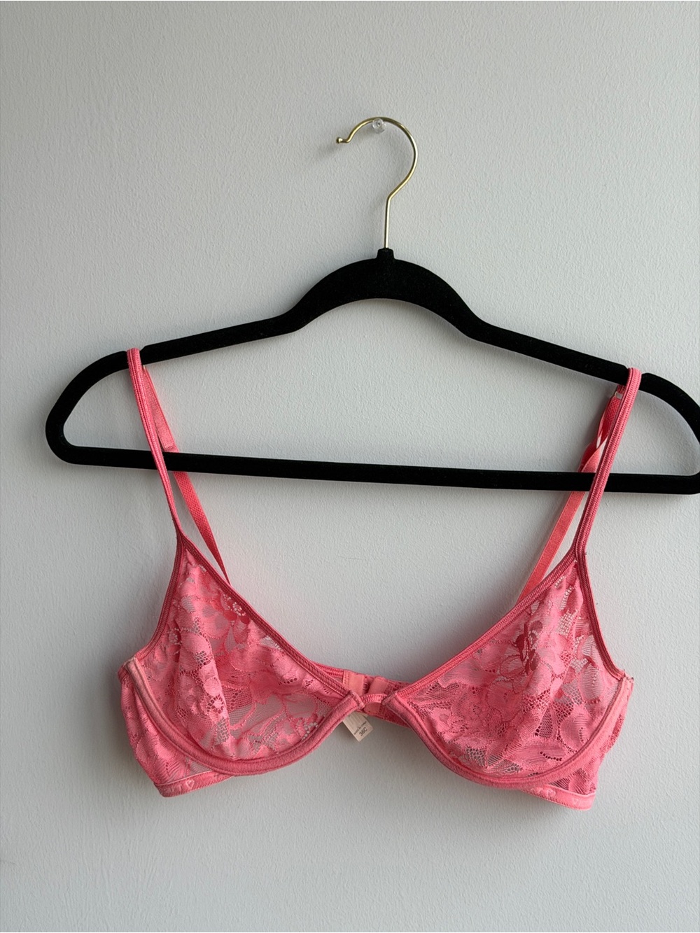 Victoria Secrete Pink Lace Underwire Bra - Women’s Intimates